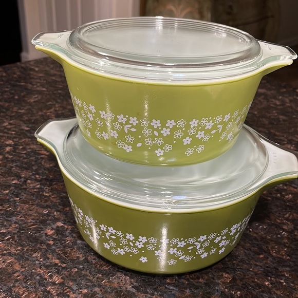 Lot of 2 Pyrex Spring Blossom Nesting Bowls - Picture 7 of 7